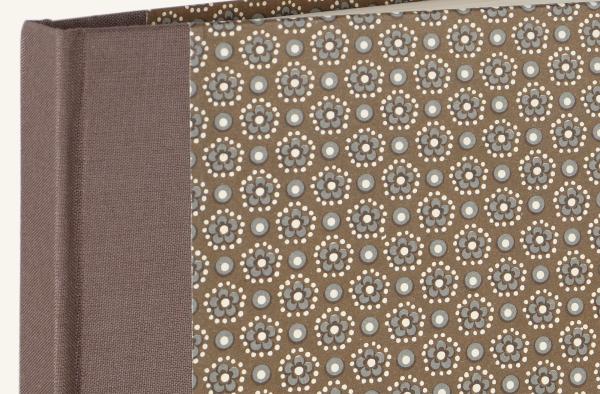 Brown flowers pattern Papeterie Schreibweise